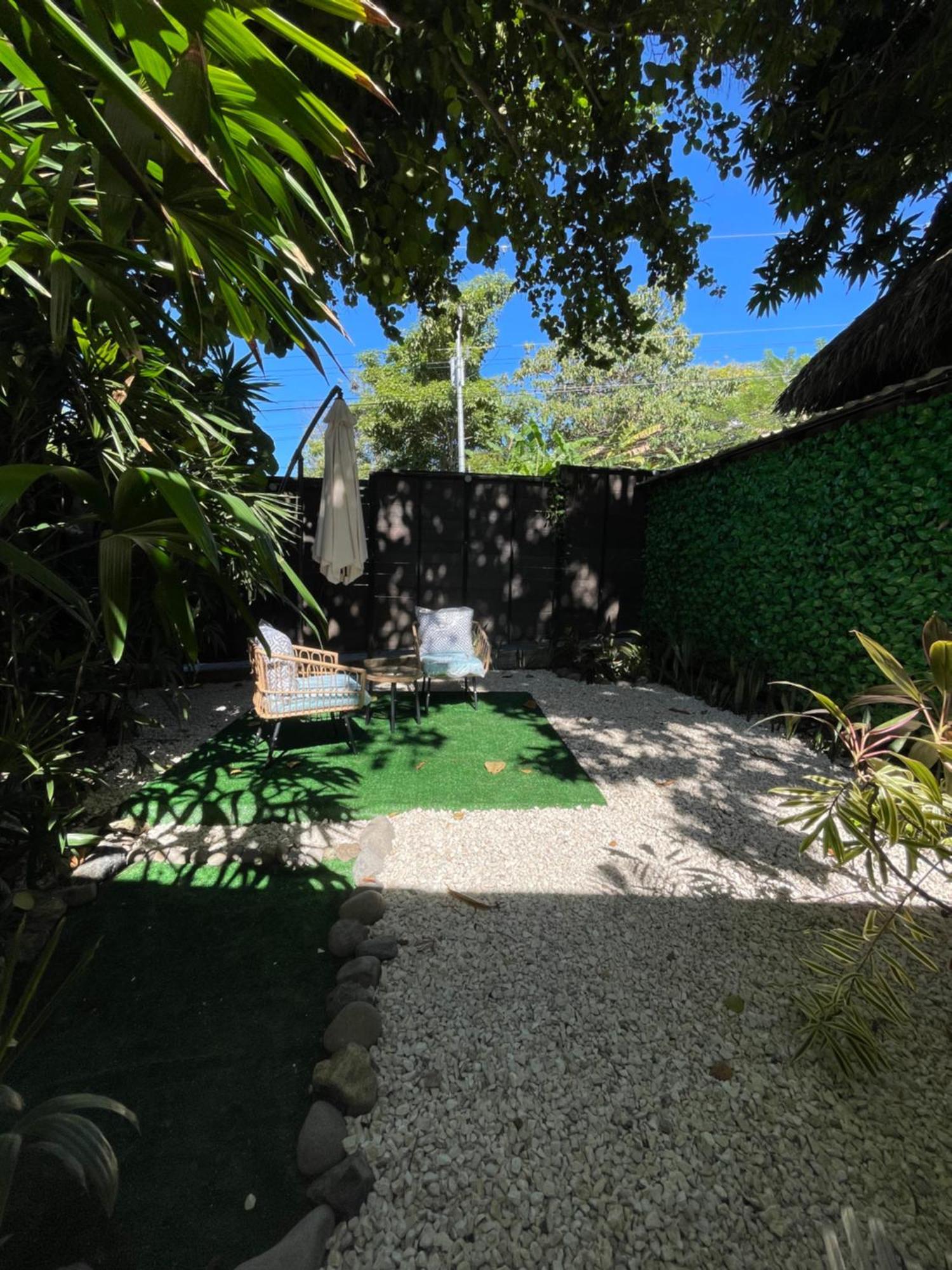Fuego Lodge Playa Santa Teresa  エクステリア 写真