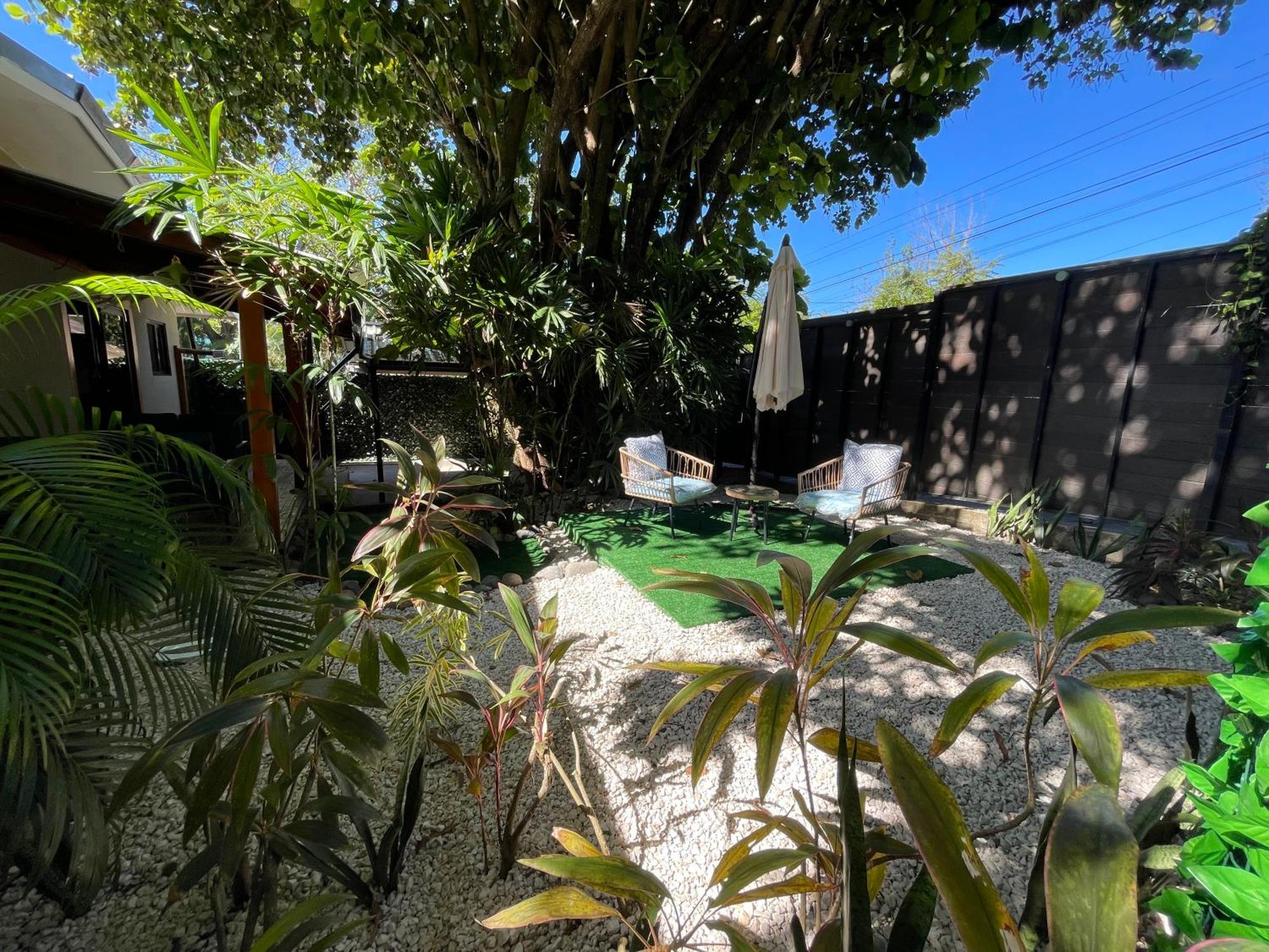 Fuego Lodge Playa Santa Teresa  エクステリア 写真
