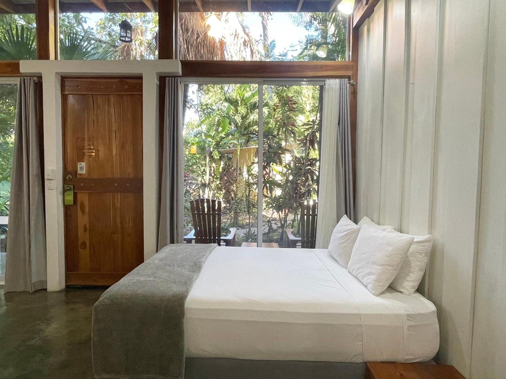 Fuego Lodge Playa Santa Teresa  エクステリア 写真
