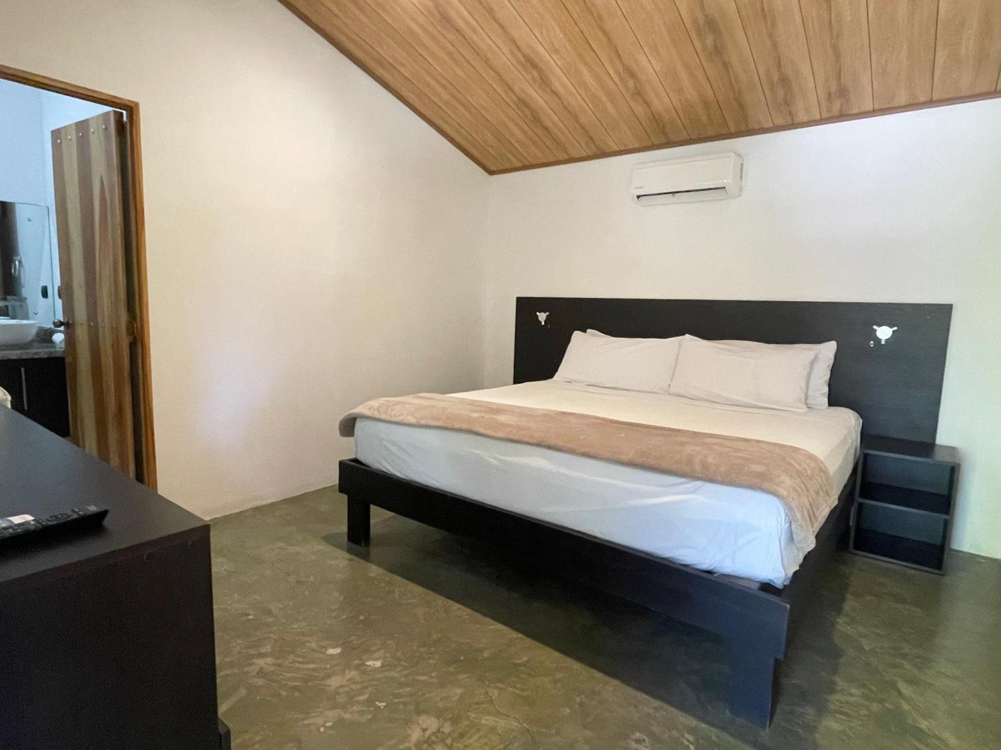 Fuego Lodge Playa Santa Teresa  エクステリア 写真