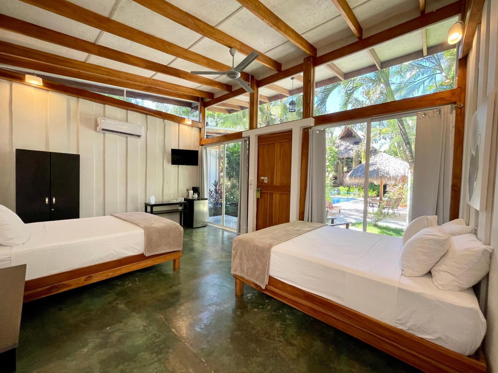 Fuego Lodge Playa Santa Teresa  エクステリア 写真